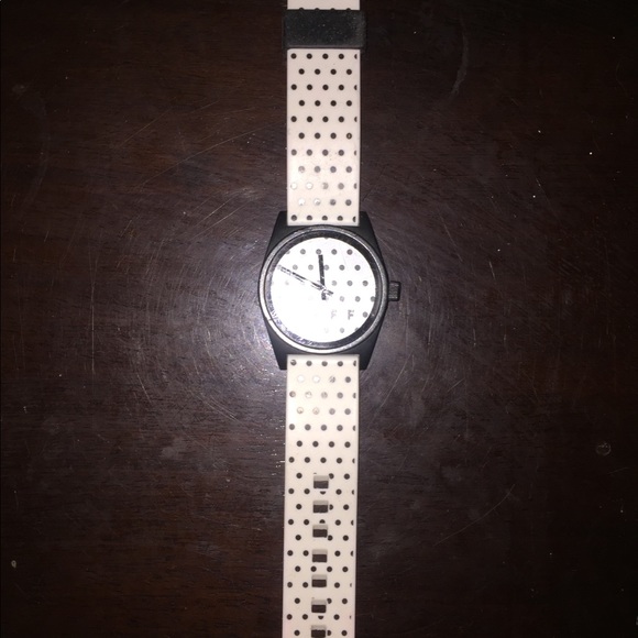 Neff watch 5ATM - Picture 4 of 5